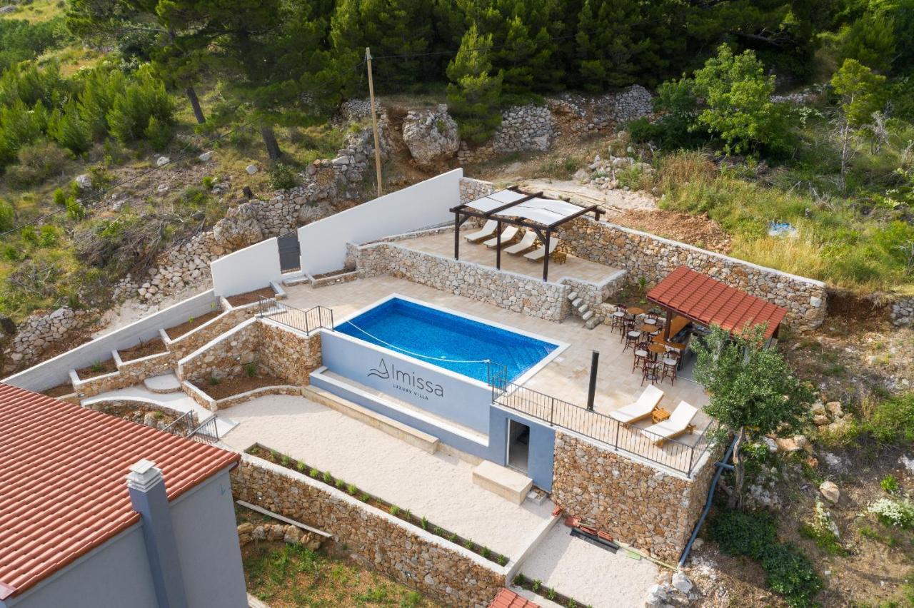 Exclusive Villa Almissa With Swimming Pool And Sea View Lokva Rogoznica Ngoại thất bức ảnh